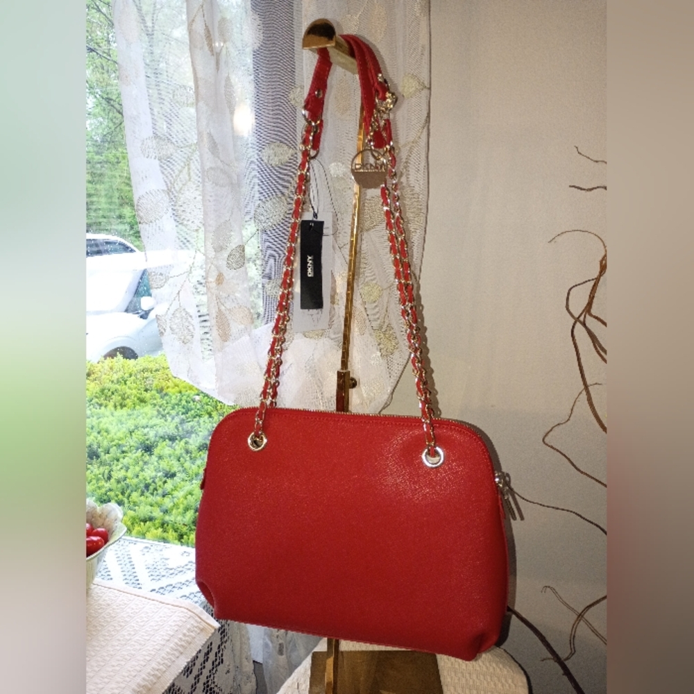 NWT. Red DKNY Women's Bag - Picture 2 of 7